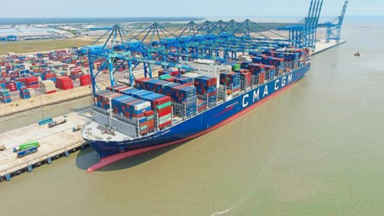 World’s biggest container ship stops over at Port Klang